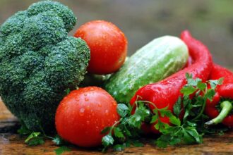 Fruits et légumes frais provenant de producteurs locaux