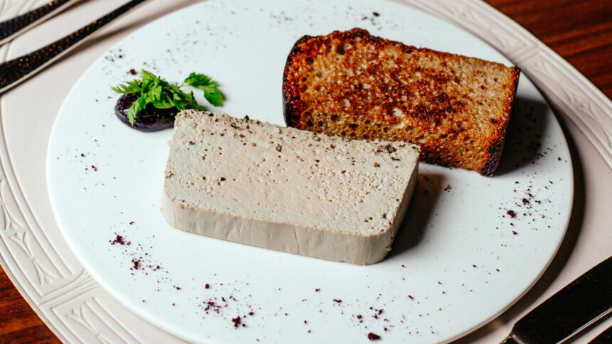Le foie gras maison, symbole d’un Noël gourmand et élégant !