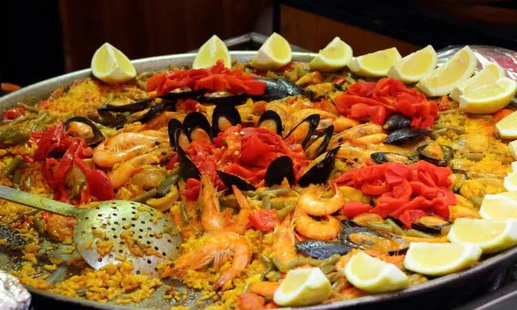 Préparez votre évènement avec une paella géante !